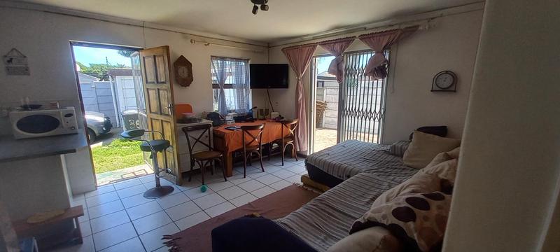 2 Bedroom Property for Sale in Richwood Western Cape